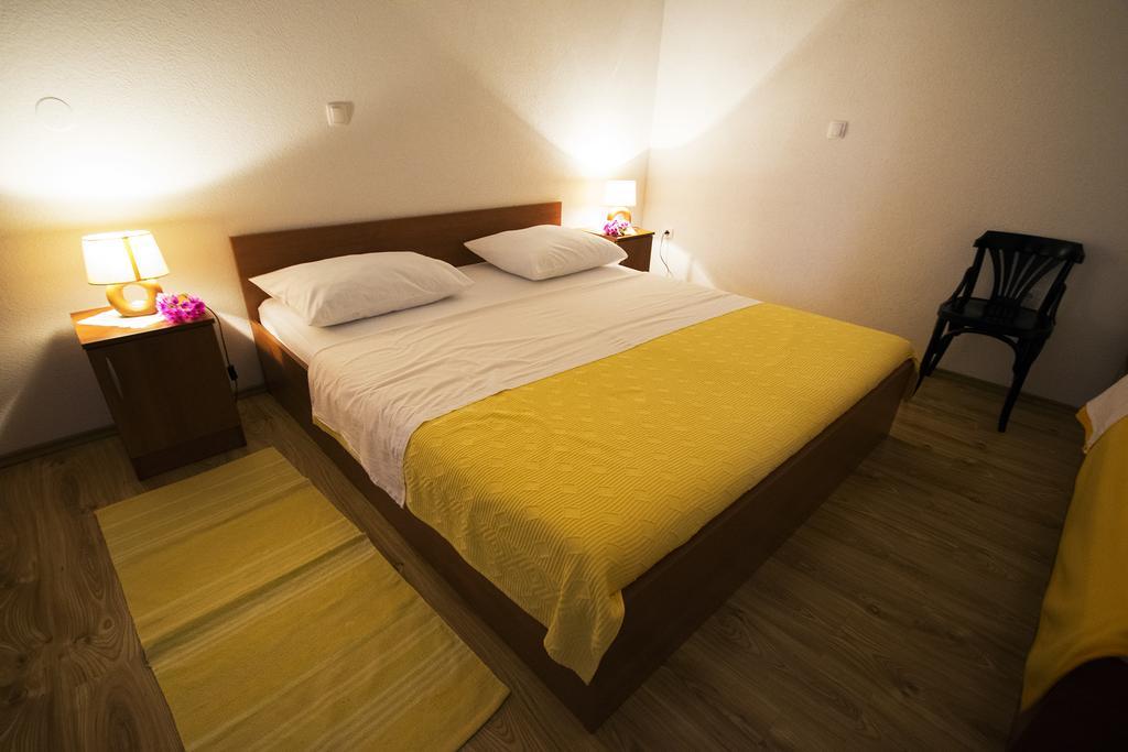 Apartments Zile Стариград-Пакленица Номер фото